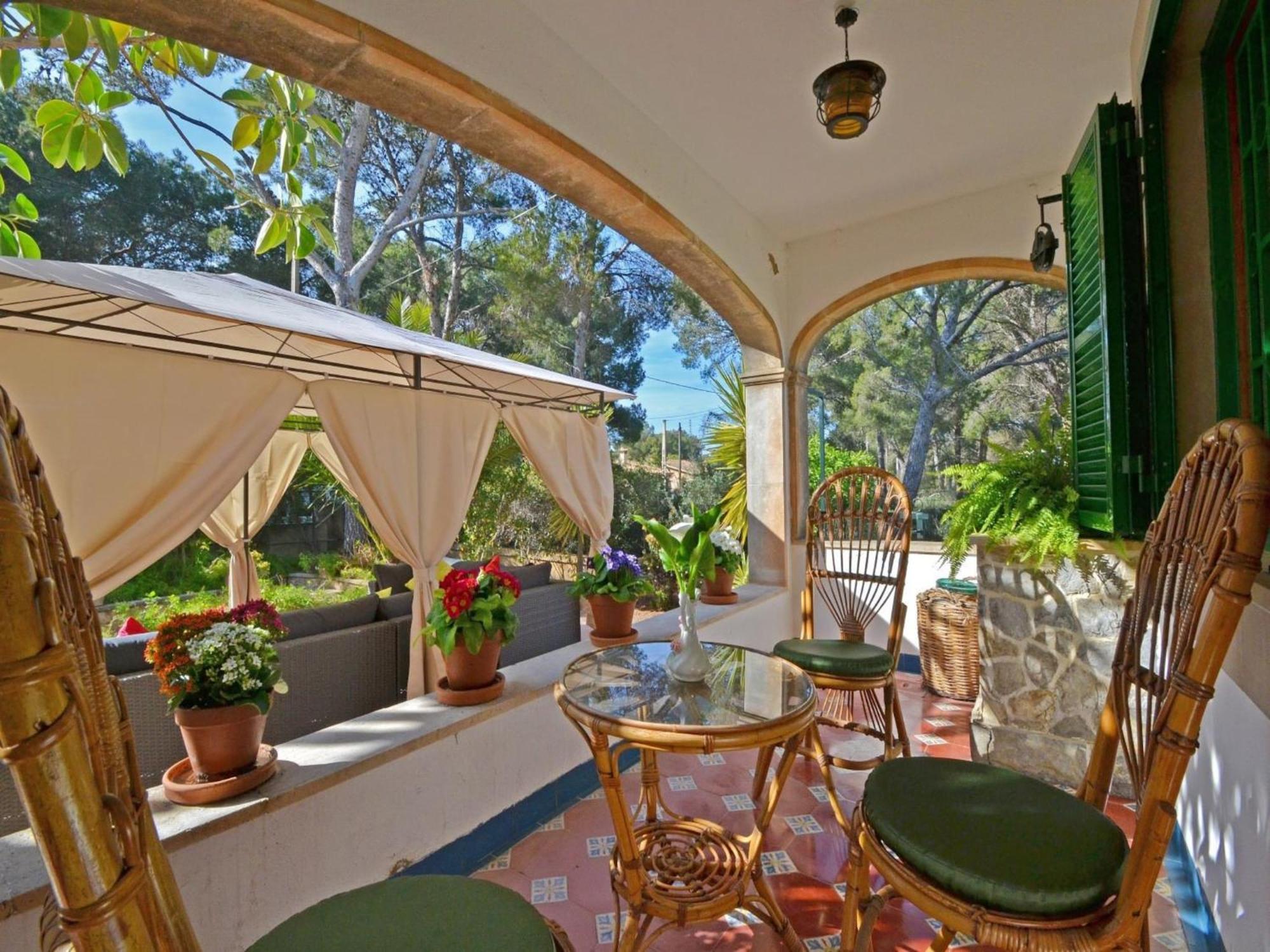 Beautiful With Garden Ferienhaus *